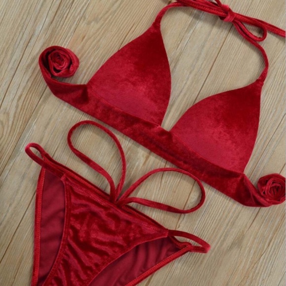 Faux velvet monokini - Picture 4 of 4